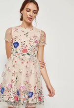 Cargar imagen en el visor de la galería, V730
