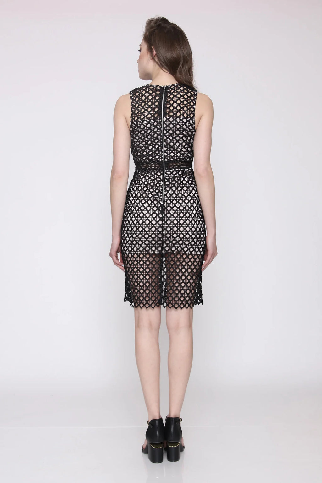 V1652